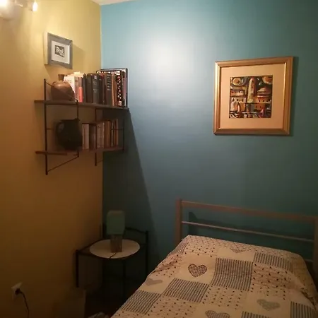 Guest house Single In The Heart Of