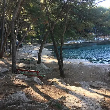 Single In The Heart Of Split